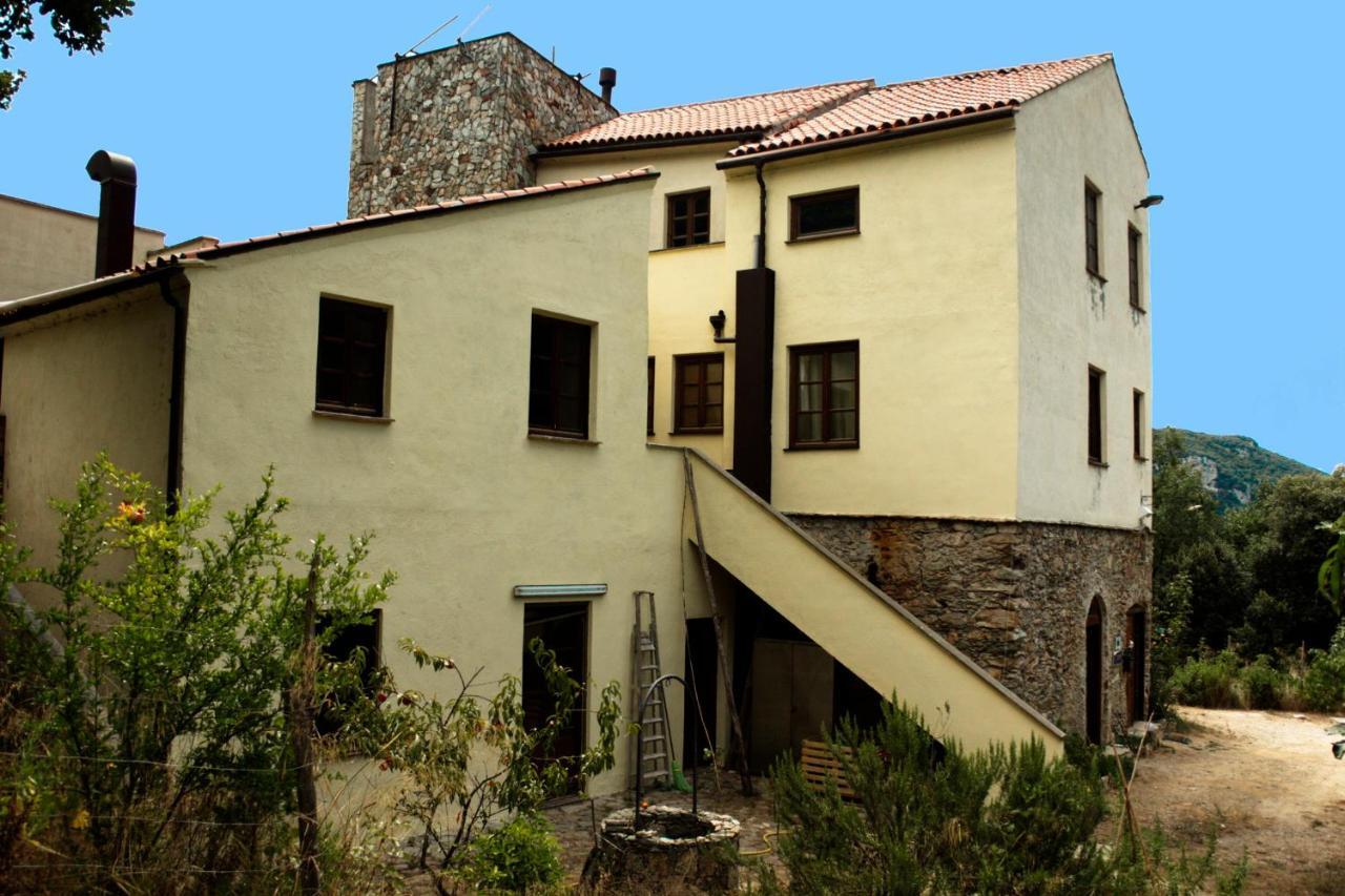 Vezzi Portio Le Petit Chateau מראה חיצוני תמונה