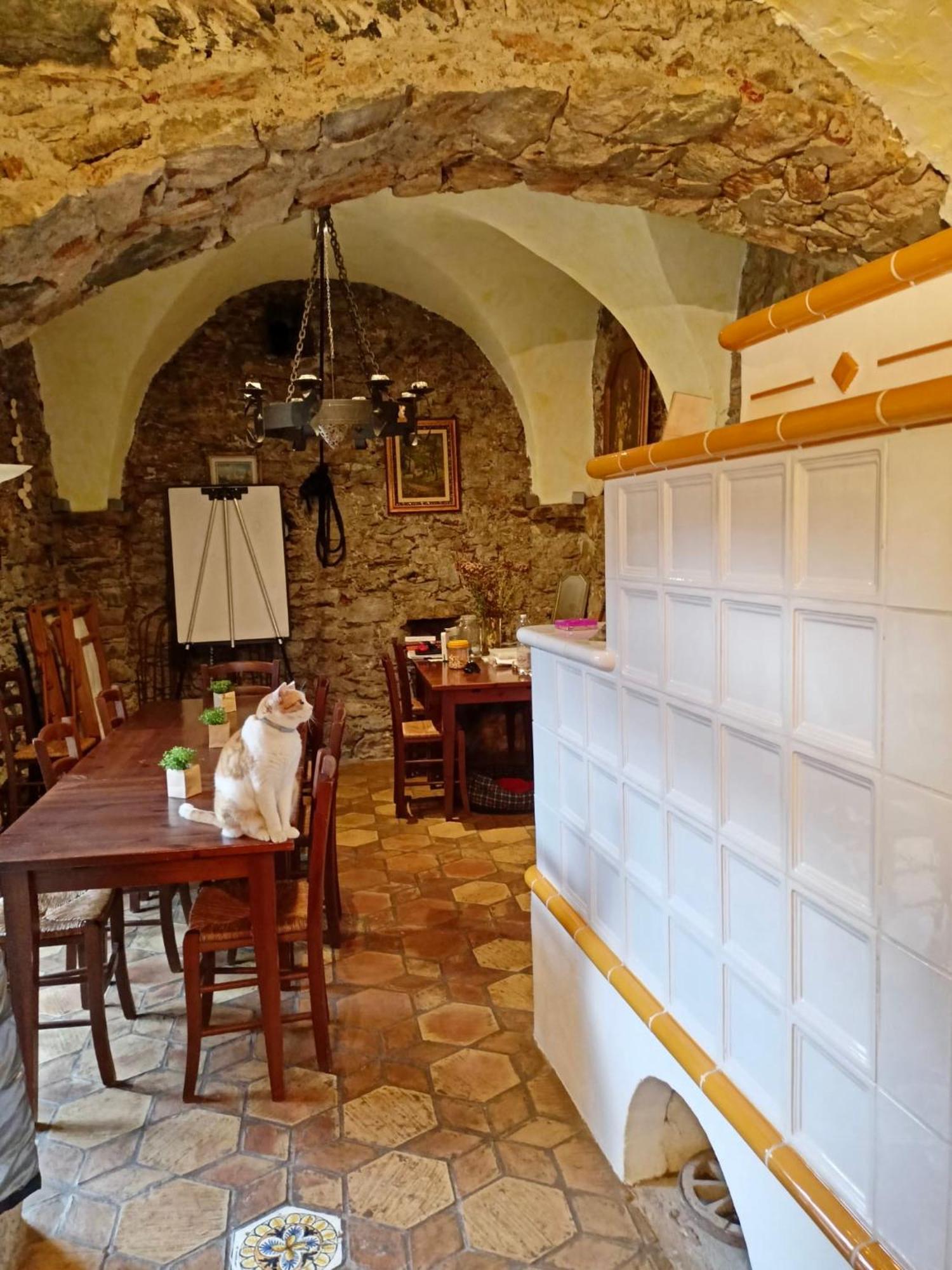 Vezzi Portio Le Petit Chateau מראה חיצוני תמונה